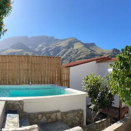 Casa Mimosa With Private Pool & Garden
