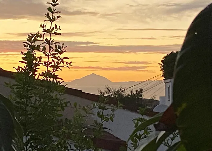 Дом отдыха Casa Mimosa With Private Pool & Garden *