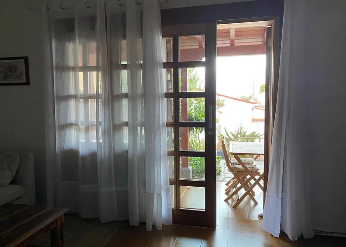 Casa Mimosa With Private Pool & Garden Дом отдыха *