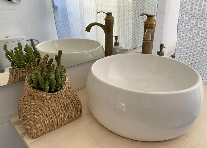 Casa Mimosa With Private Pool & Garden Дом отдыха *